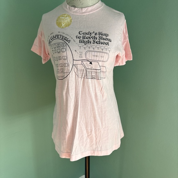 NEW Mean Girls tee in Size Medium - Picture 2 of 5